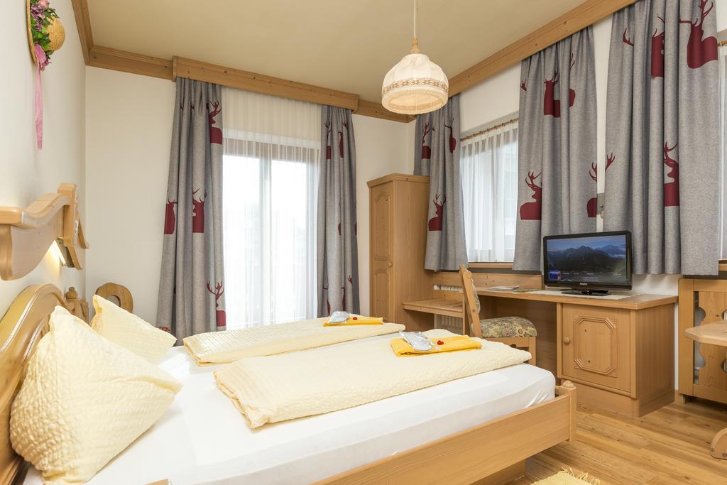 Landhotel Tharerwirt Olang Luaran gambar