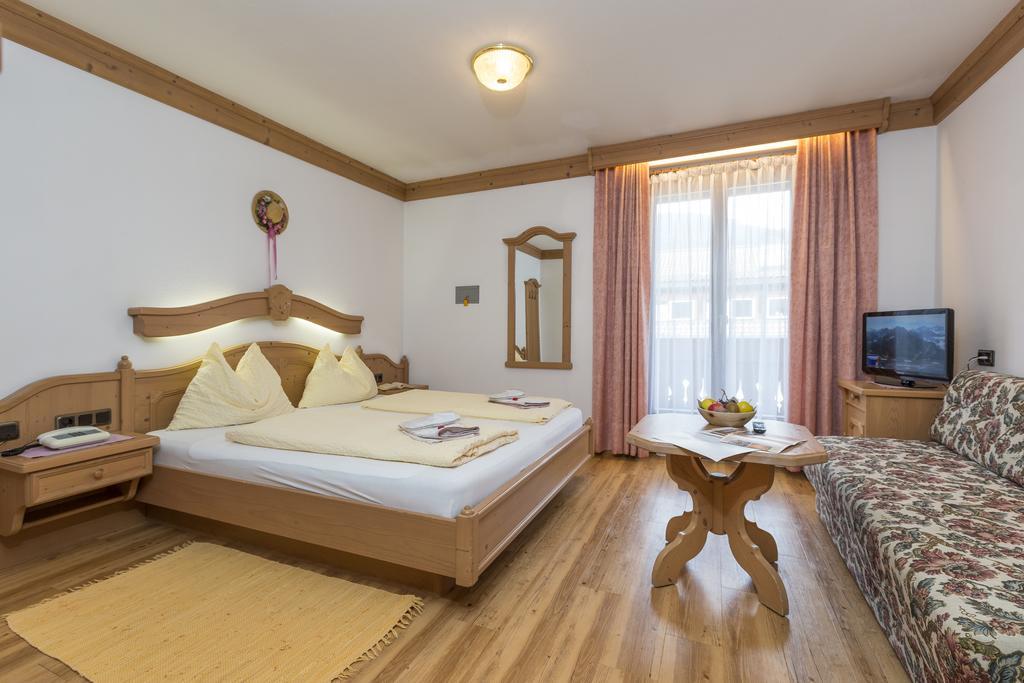 Landhotel Tharerwirt Olang Luaran gambar